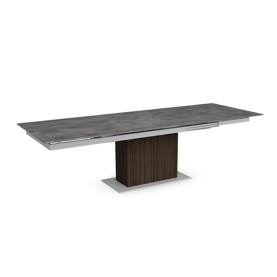 Sincro Dining Table