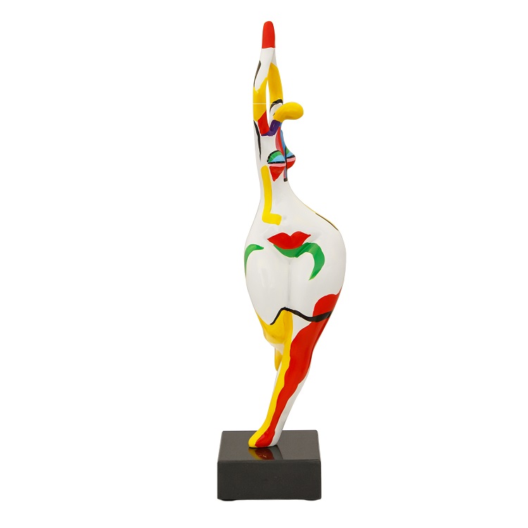 Lulu Sculpture